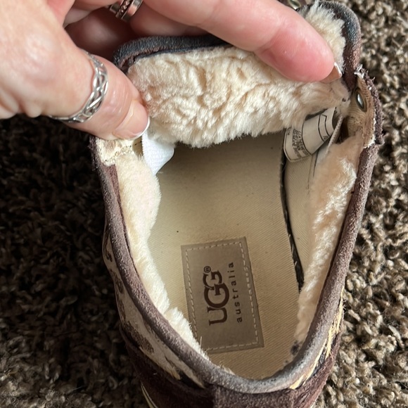 Ugg leopard print slip on sneakers - Picture 3 of 11